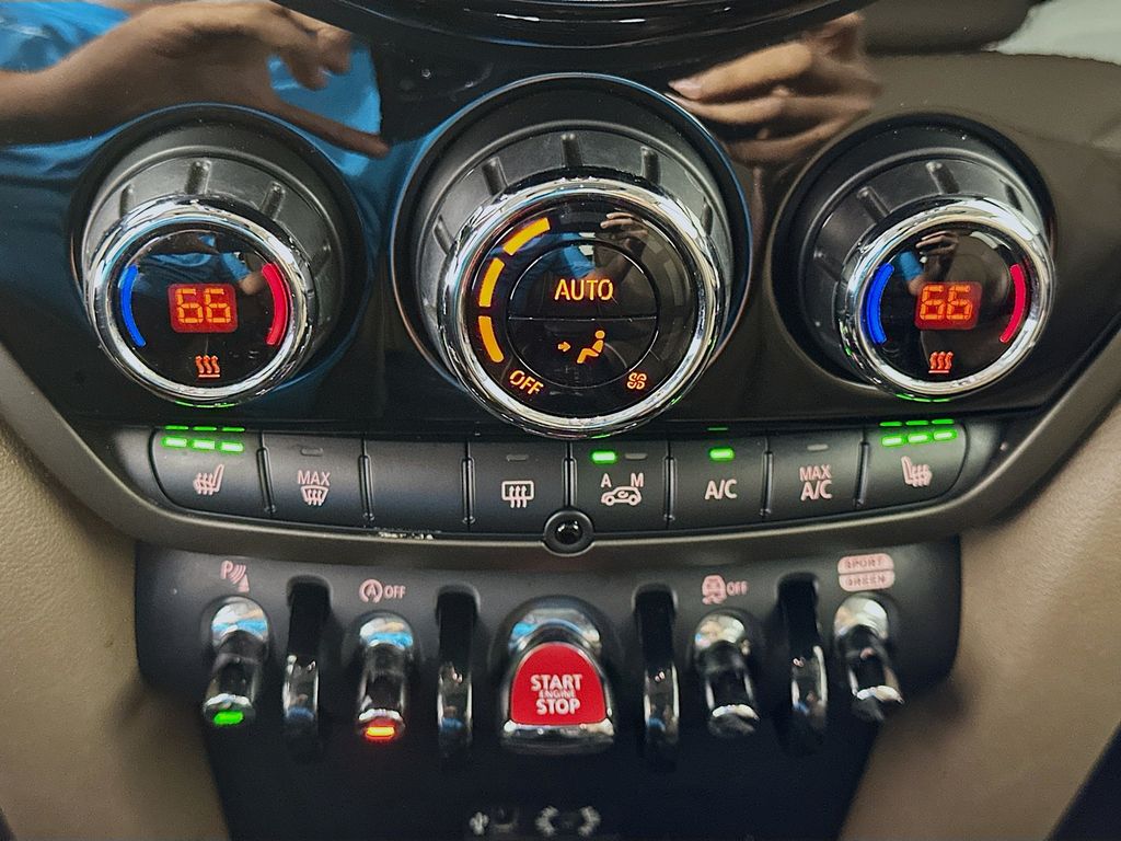 Thumbnail: 2018 MINI Cooper Countryman - 16