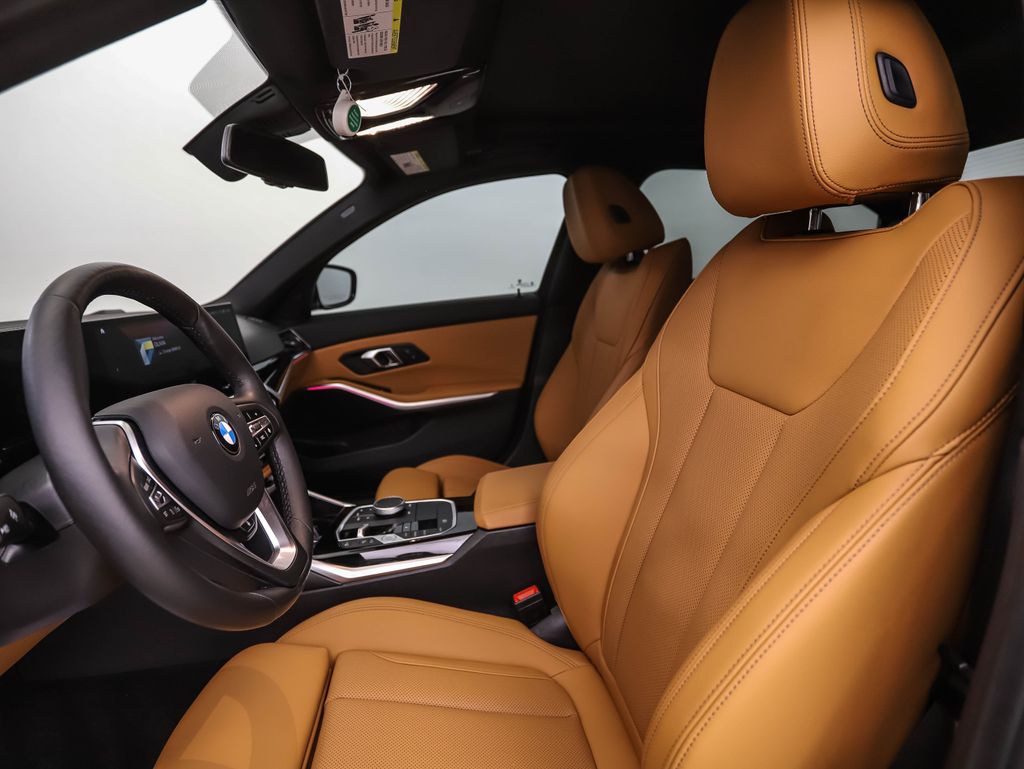 Thumbnail: 2024 BMW 3 Series - 11