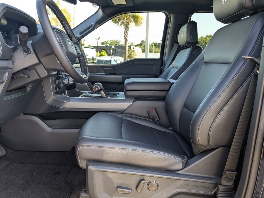 2025 Ford F-150 Black Widow