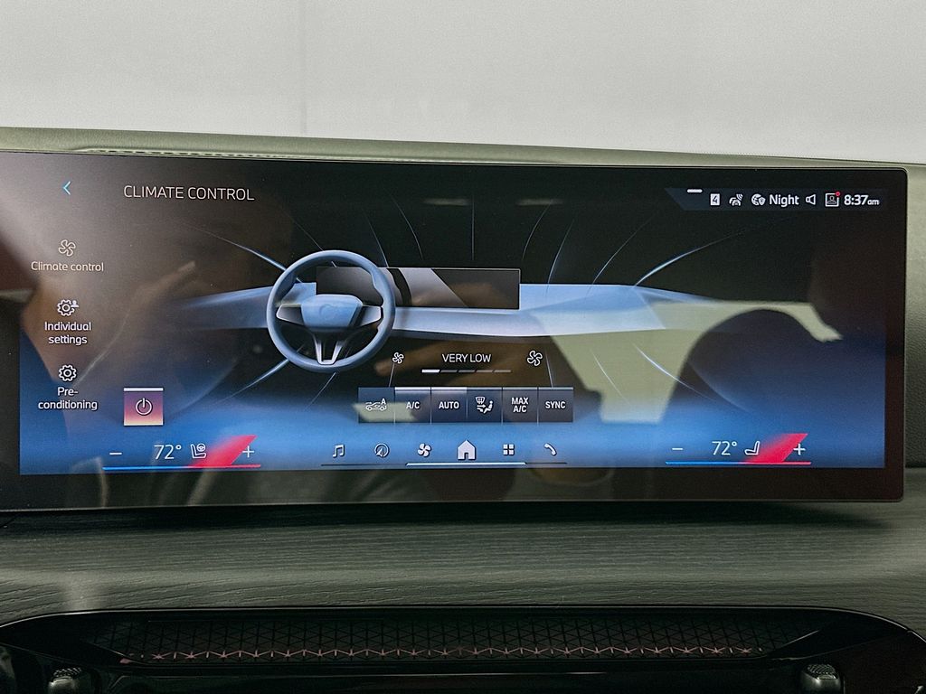 Thumbnail: 2026 BMW 3 Series - 14