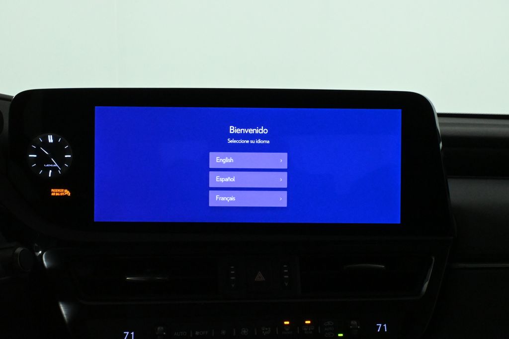 Thumbnail: 2025 Lexus ES - 22