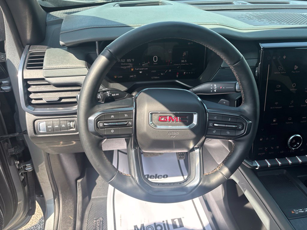 Used 2024 GMC Acadia SUV