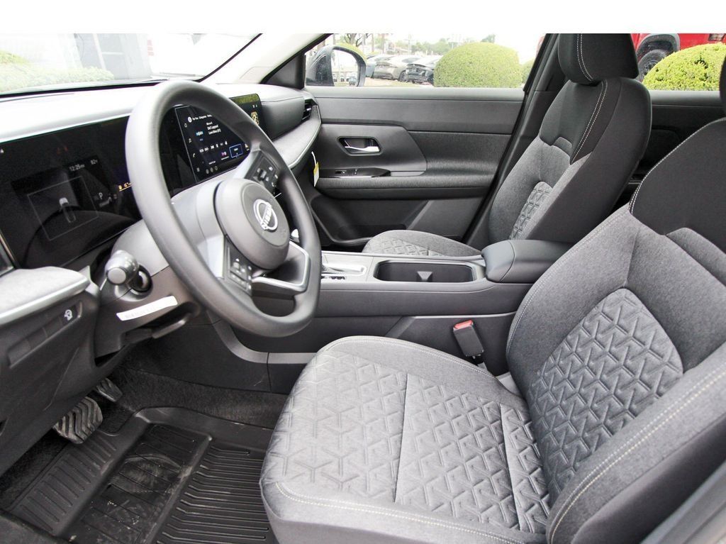 2026 Nissan Kicks SV - 4