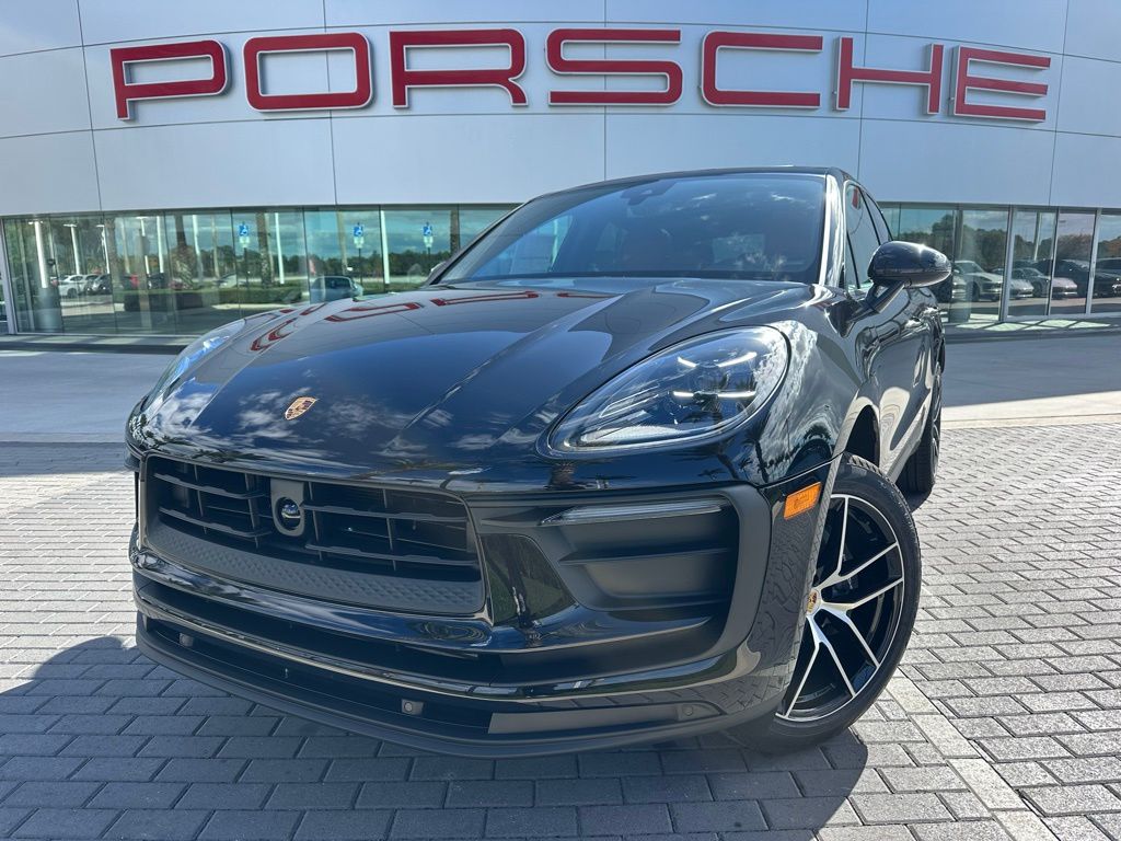 Thumbnail: 2026 Porsche Macan - 1