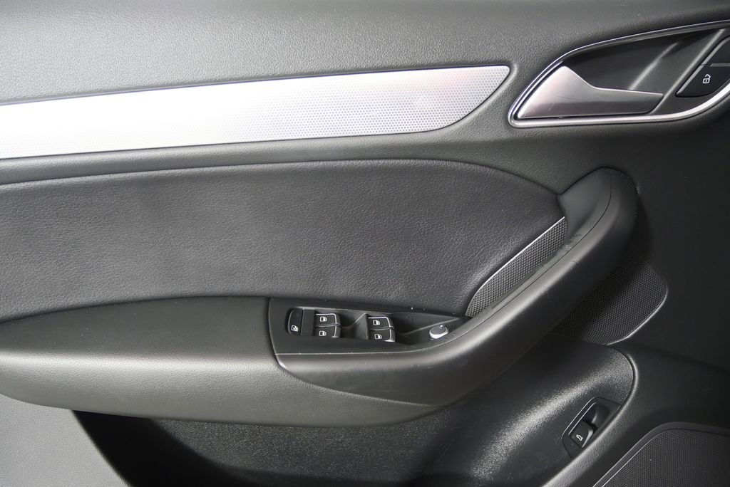 2018 Audi Q3 Premium 9