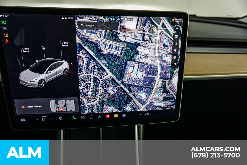 Used 2018  Tesla Long Range image 34