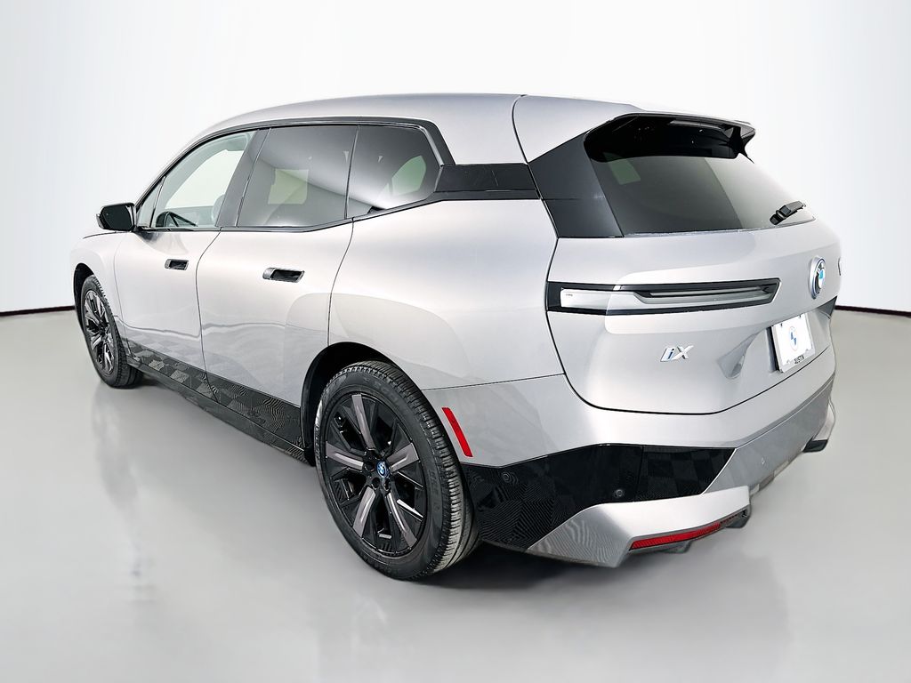 Thumbnail: 2024 BMW iX - 7
