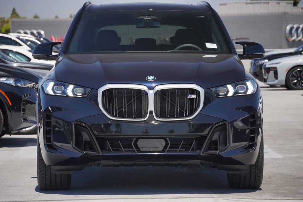 2025 BMW X5 M60i 2