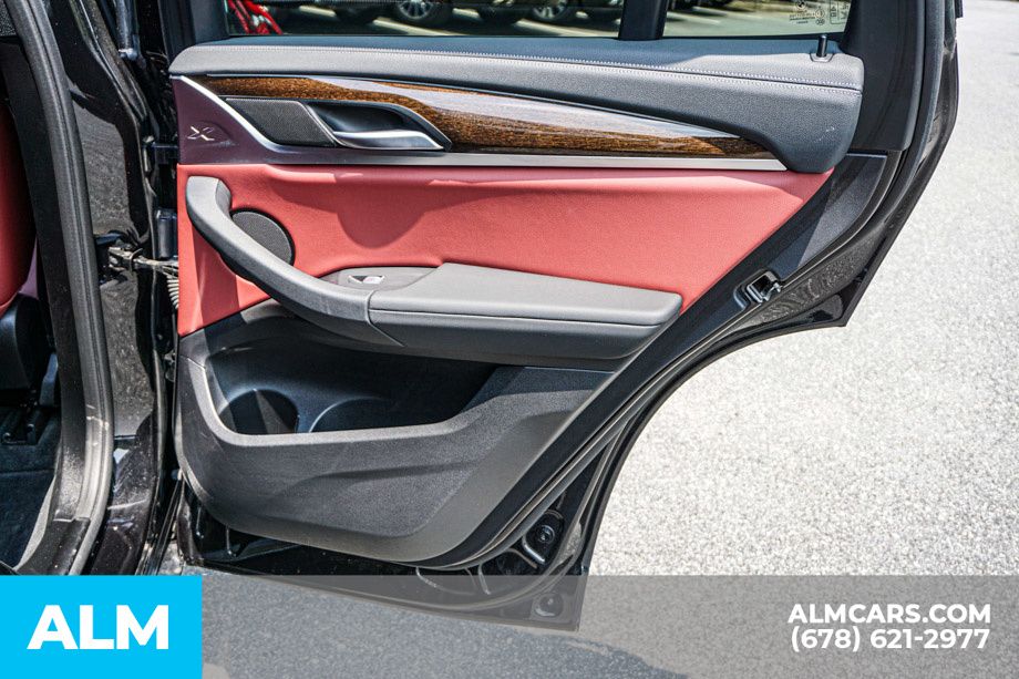 Used 2022 Black BMW M40i image 57