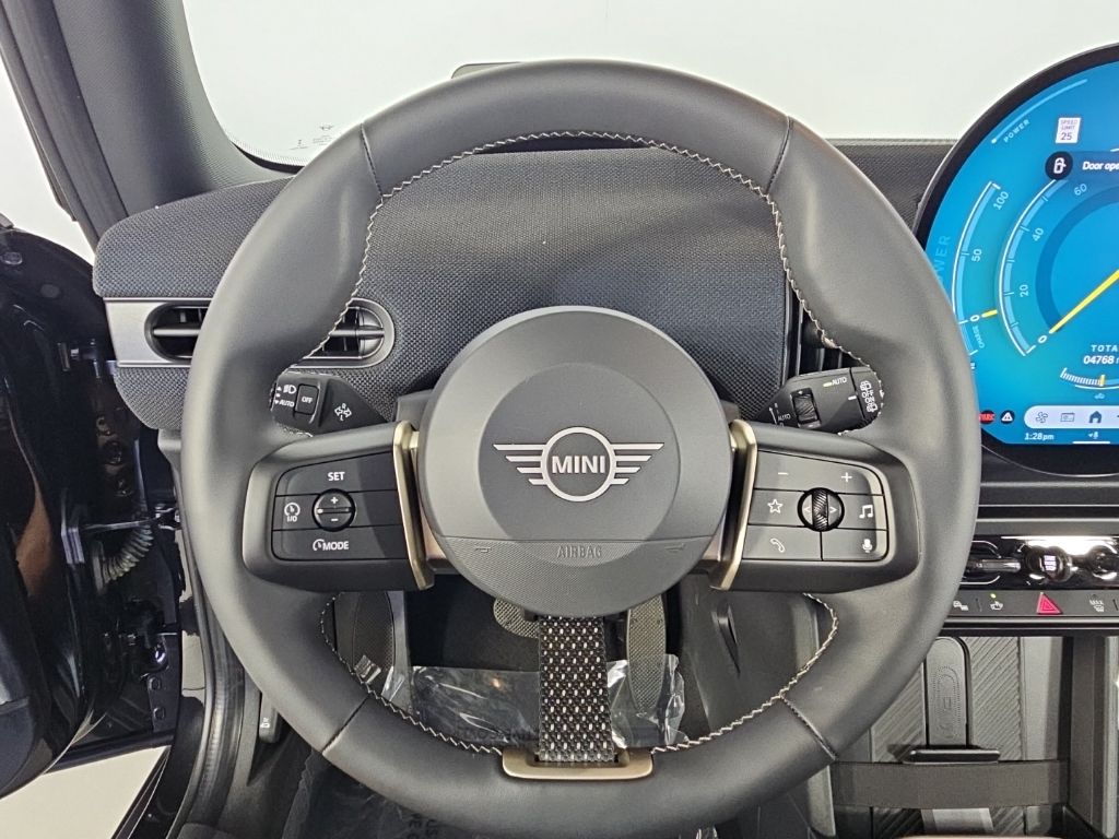 Thumbnail: 2026 MINI Cooper - 27