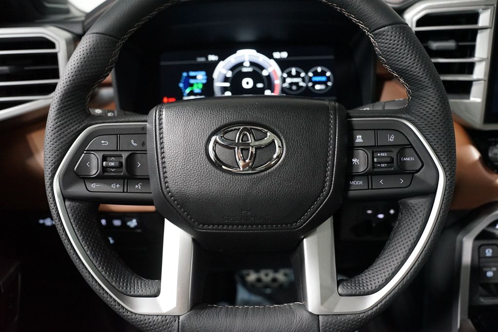 Thumbnail: 2025 Toyota Tundra - 14