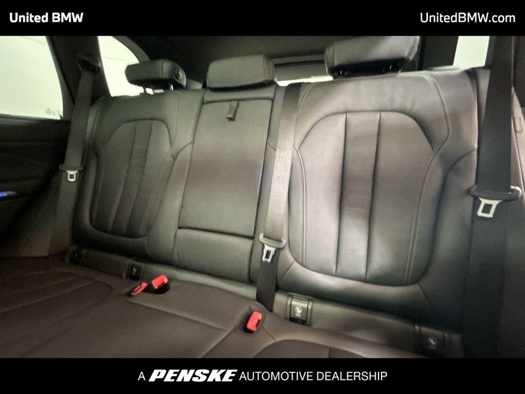 Thumbnail: 2021 BMW X5 - 21