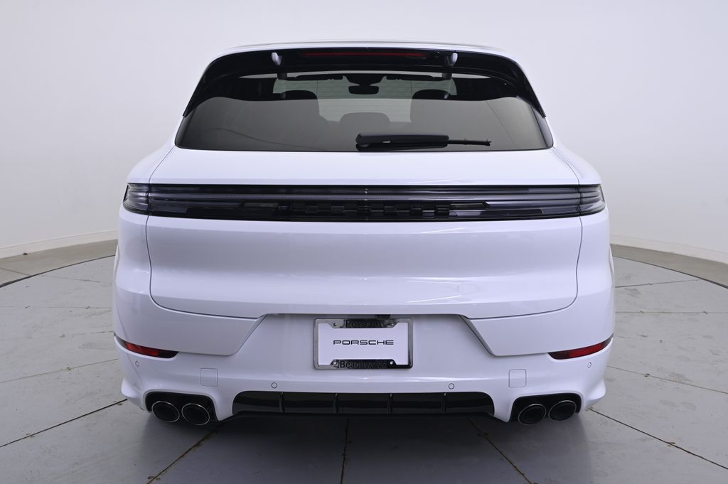 Thumbnail: 2026 Porsche Cayenne - 6