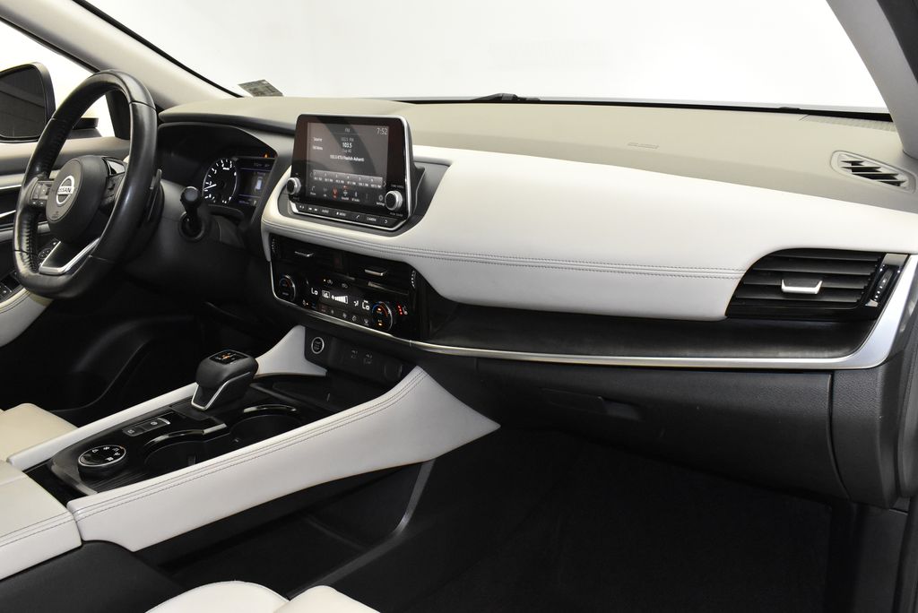 Thumbnail: 2021 Nissan Rogue - 27