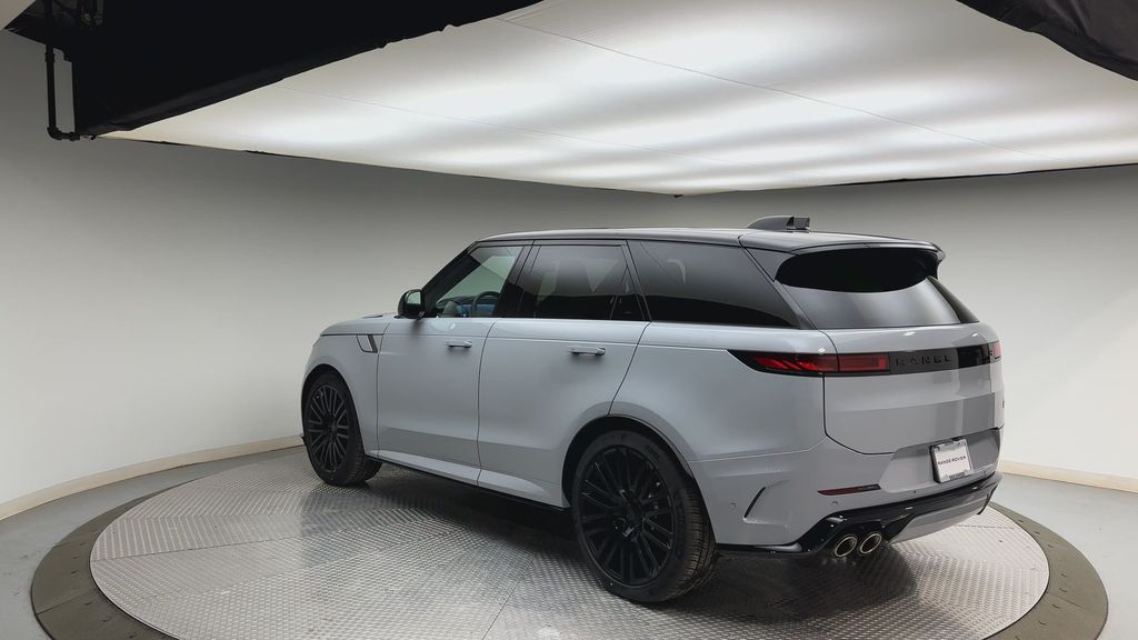 Thumbnail: 2026 Land Rover Range Rover Sport - 4