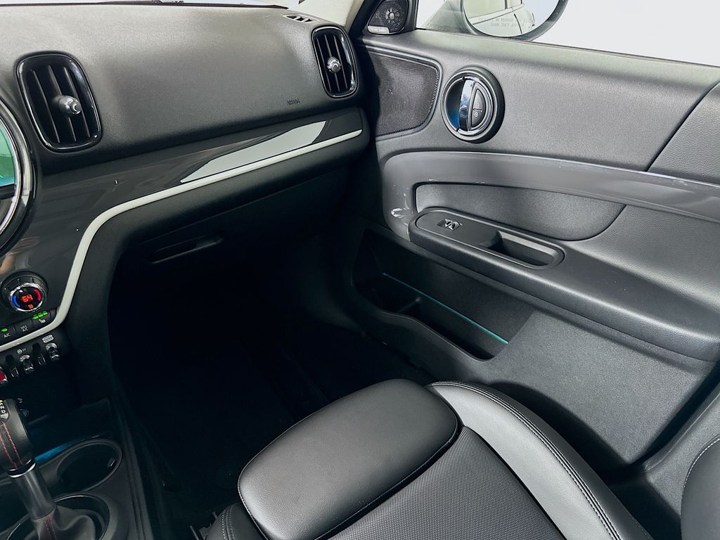 Thumbnail: 2018 MINI Cooper Countryman - 24