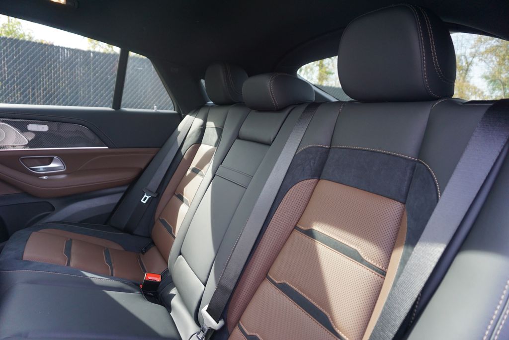 Thumbnail: 2026 Mercedes-Benz GLE - 14