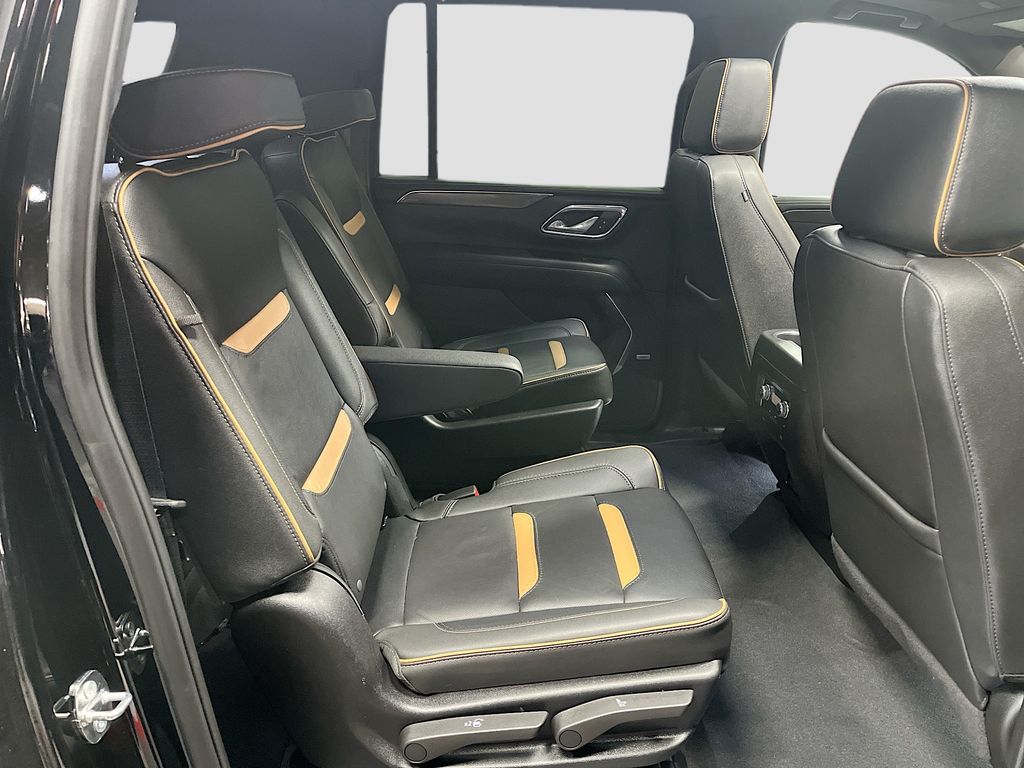 Used 2024 Onyx Black GMC AT4 image 30