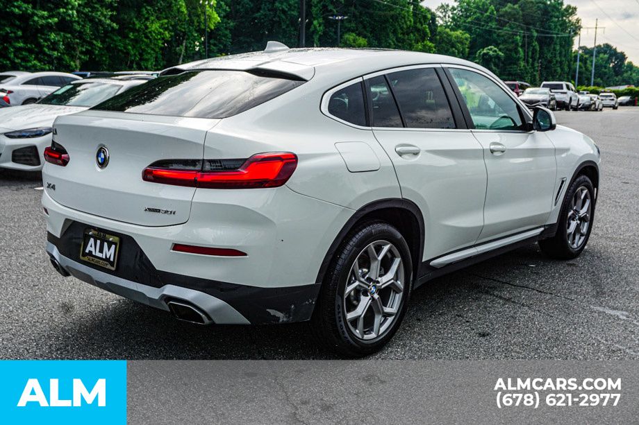 Used 2025 White BMW xDrive30i image 5