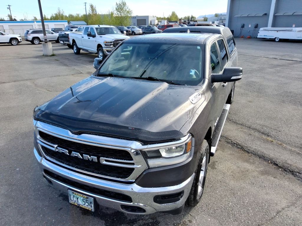 2020 RAM 1500 Big Horn/Lone Star 4x4 Crew Cab 6'4's photo