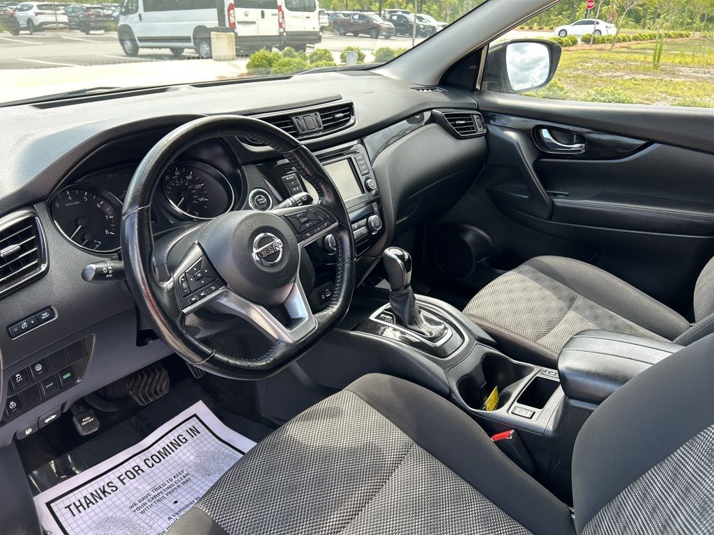 2020 Gun Metallic Nissan Rogue Sport SV FWD SUV