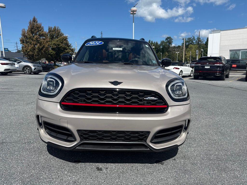 2024 MINI John Cooper Works Countryman Base - 5