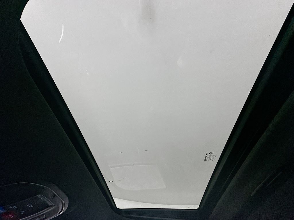 New 2026 White/off-white Jeep Laredo X image 14