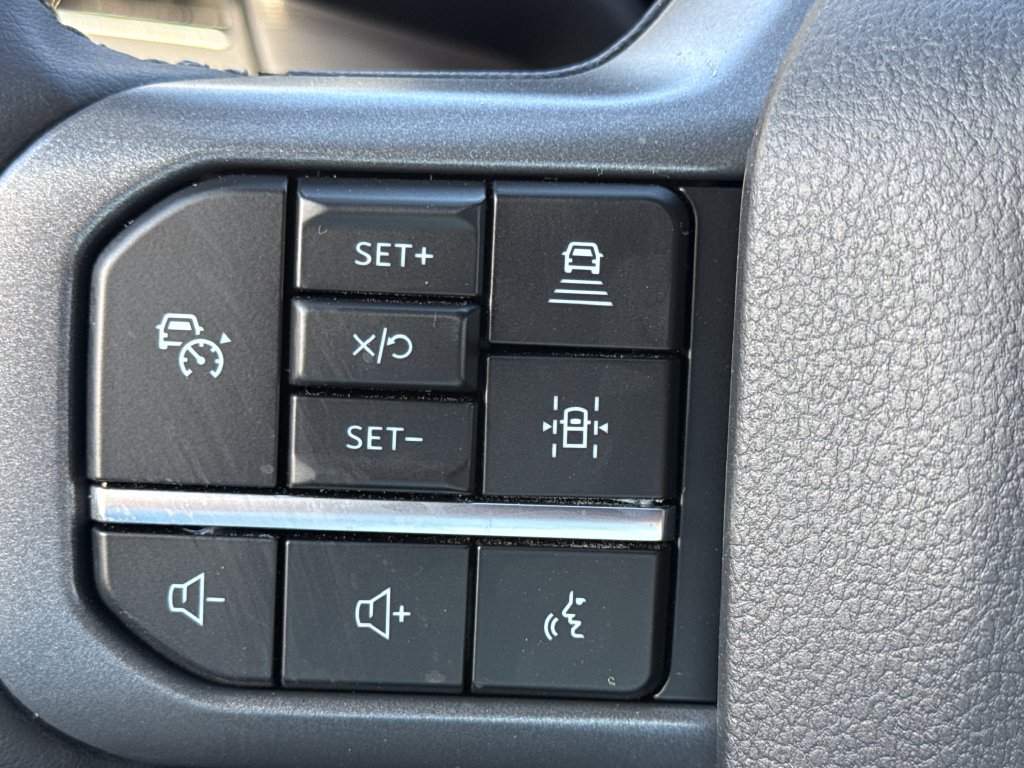 New 2026 Gray Ford Lariat image 33