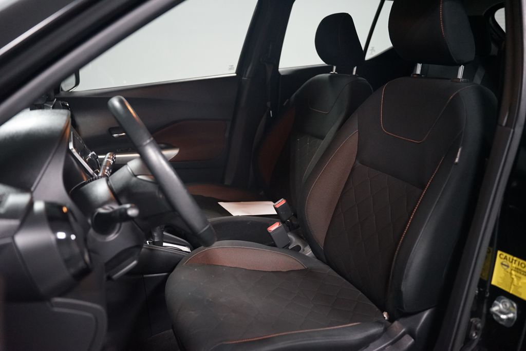 Thumbnail: 2020 Nissan Kicks - 7