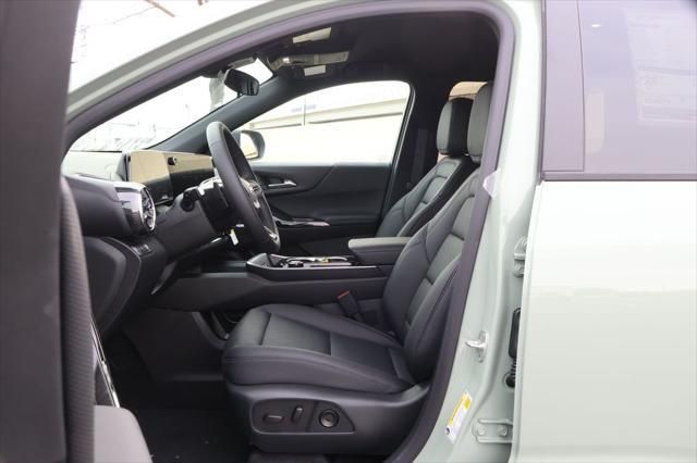 Thumbnail: 2026 Chevrolet Equinox - 14