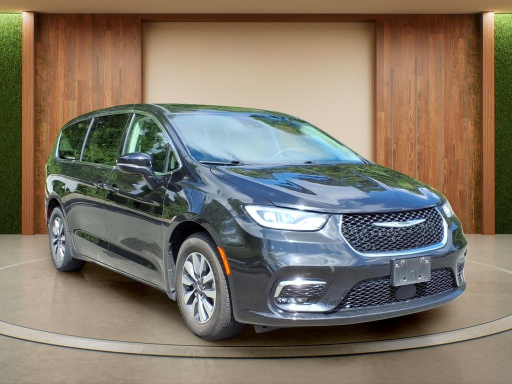 2024 Chrysler Pacifica