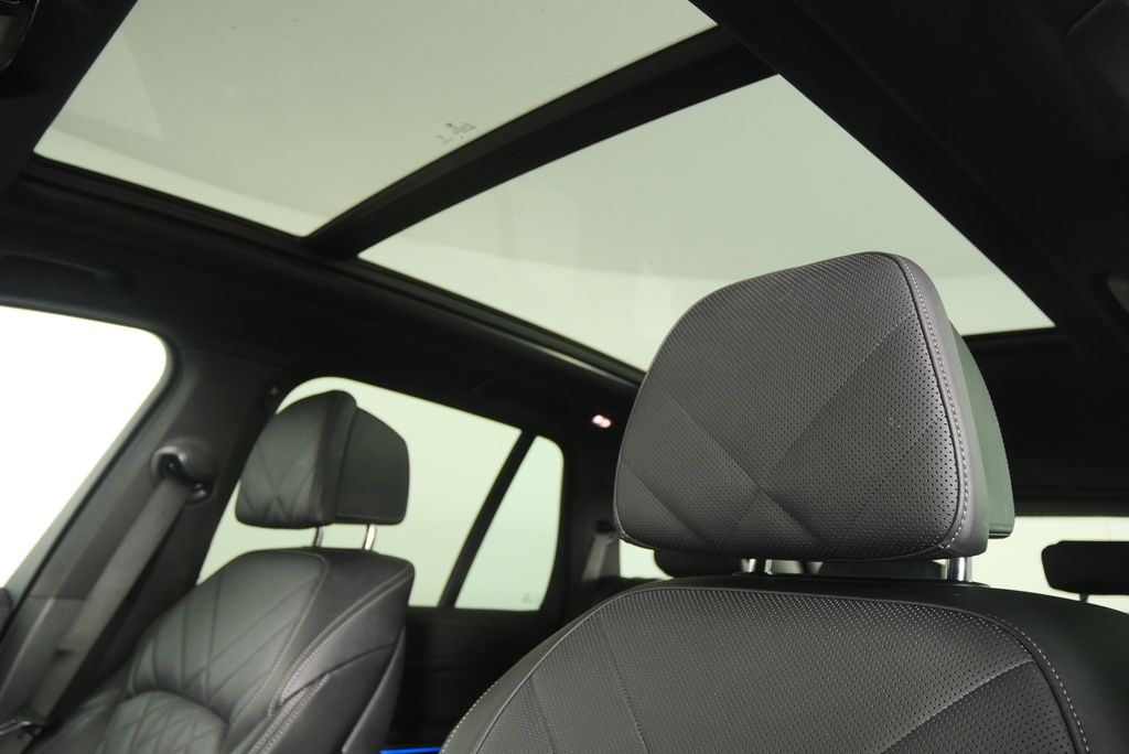 Thumbnail: 2024 BMW X5 - 11