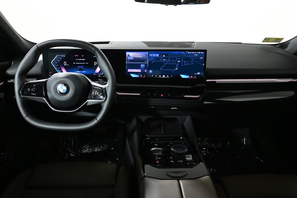 Thumbnail: 2026 BMW 5 Series - 17