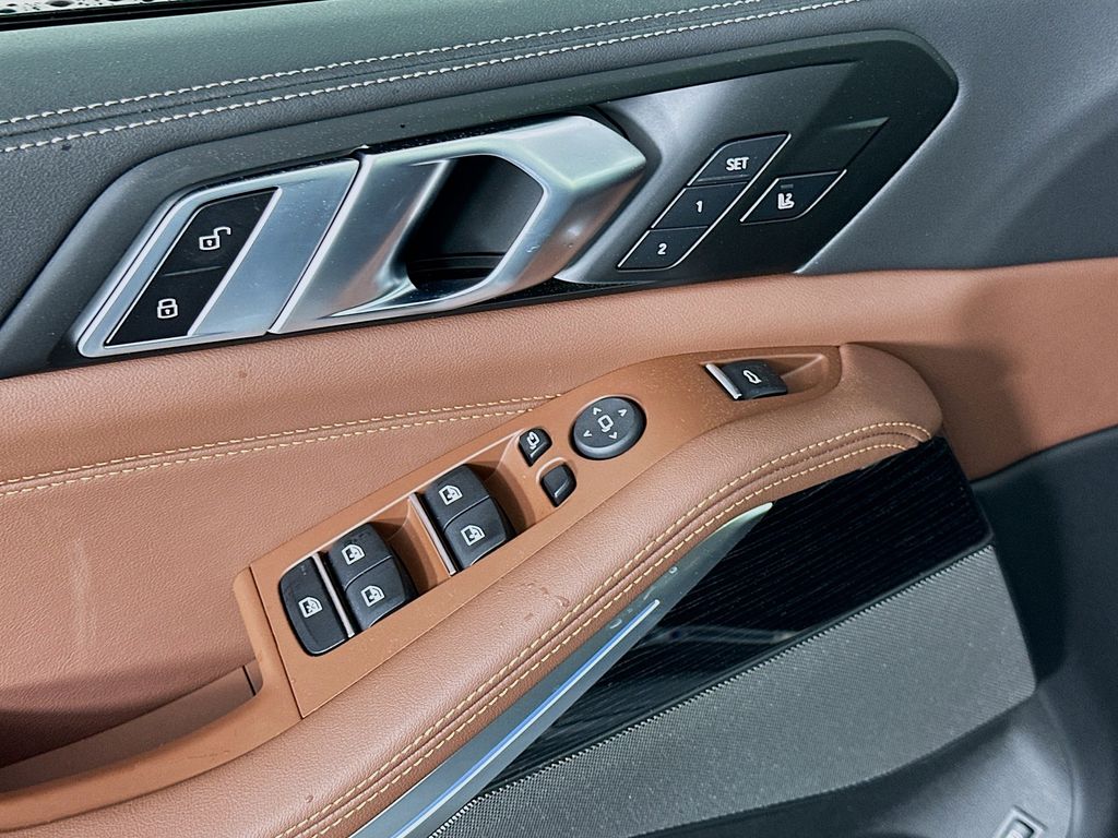 2025 BMW X5 xDrive50e 20