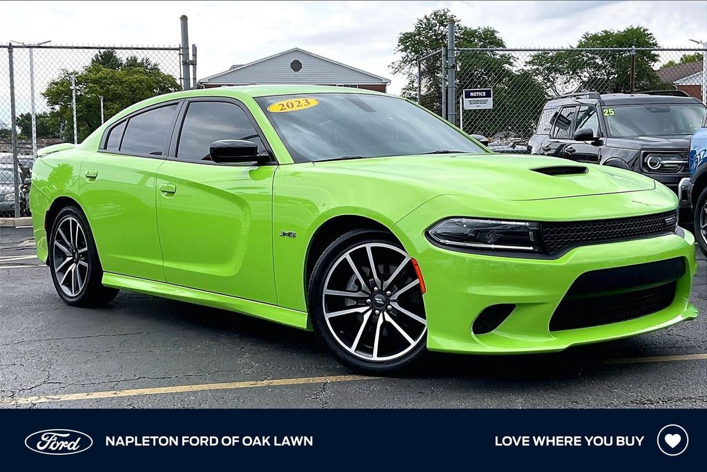 Green (Sublime Metallic Clearcoat) 2023 Dodge Charger Sedan Rear-Wheel Drive 8-Speed Automatic