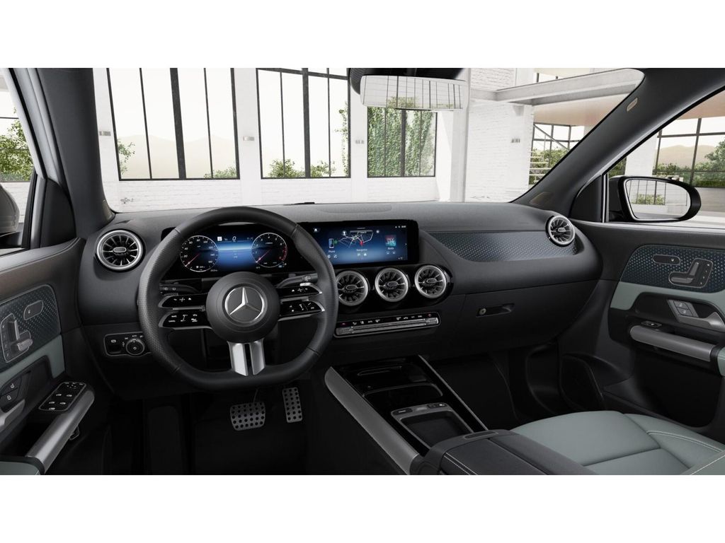 Thumbnail: 2026 Mercedes-Benz GLA - 3