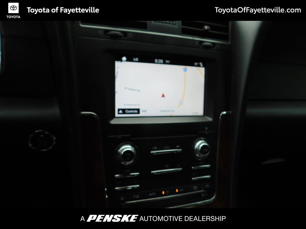 Thumbnail: 2016 Lincoln Navigator - 9