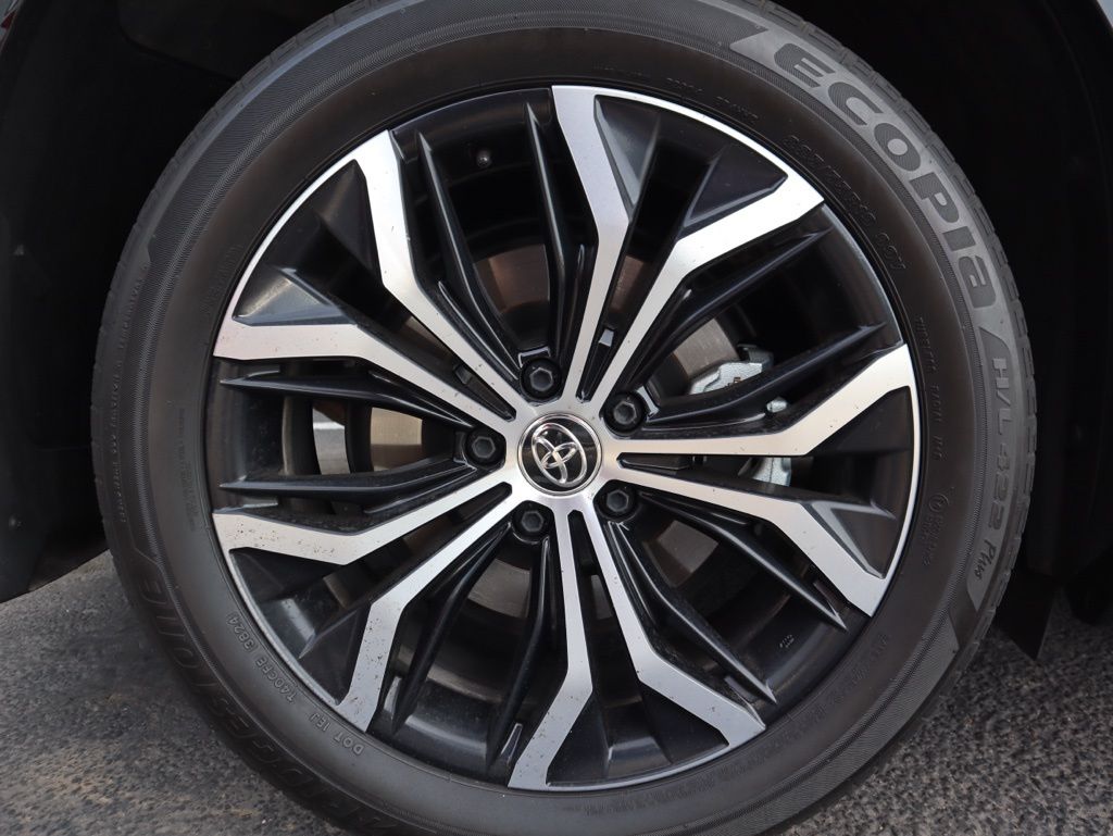 Thumbnail: 2025 Toyota Crown Signia - 15