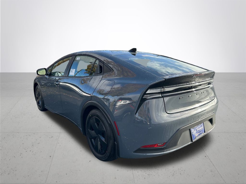 2026 Toyota Prius Plug-In Hybrid SE