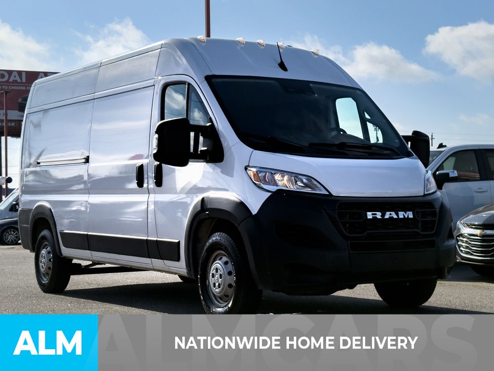 Used 2023 White Ram High Roof image 4