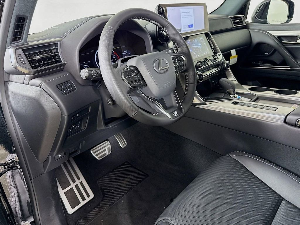 Thumbnail: 2025 Lexus LX - 9