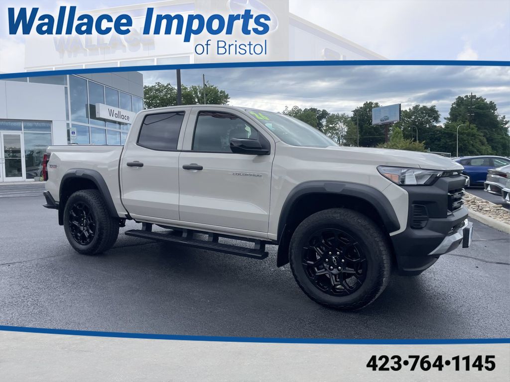 White Sands 2026 Chevrolet Colorado Pickup Truck Four-Wheel Drive 8-Speed Automatic