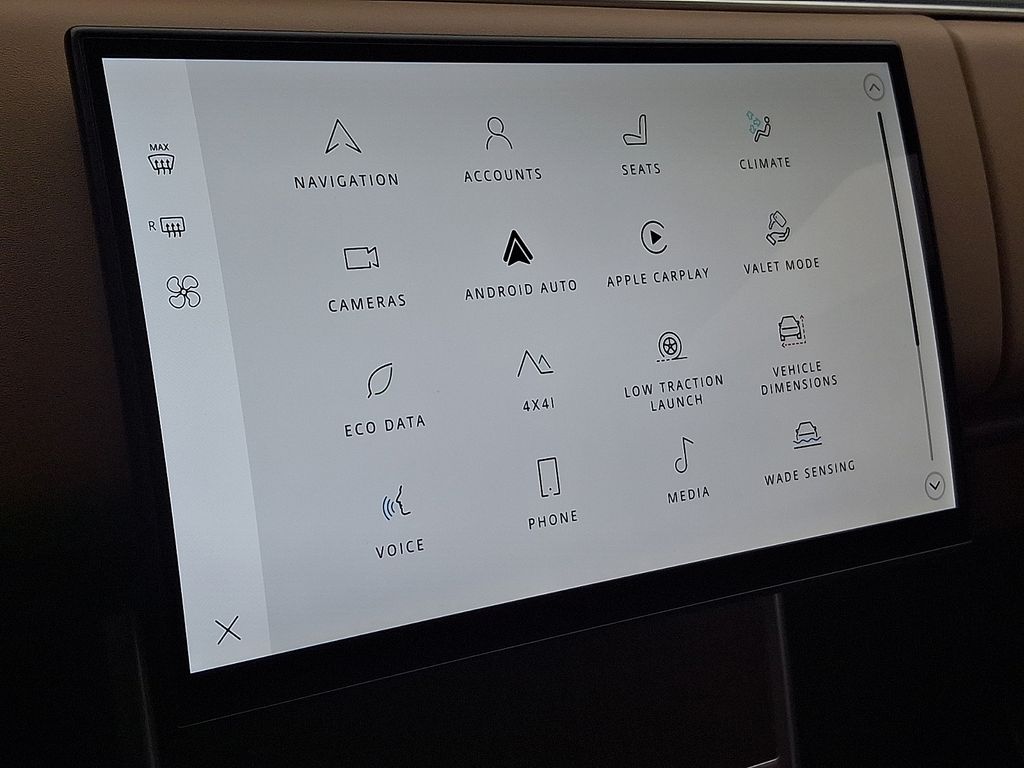 Thumbnail: 2024 Land Rover Range Rover - 26