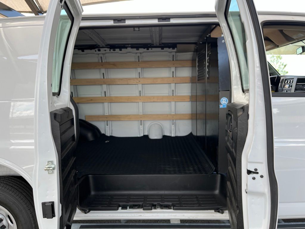 Thumbnail: 2025 Chevrolet Express - 26
