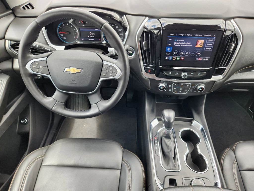 2021 Chevrolet Traverse LT Leather 29