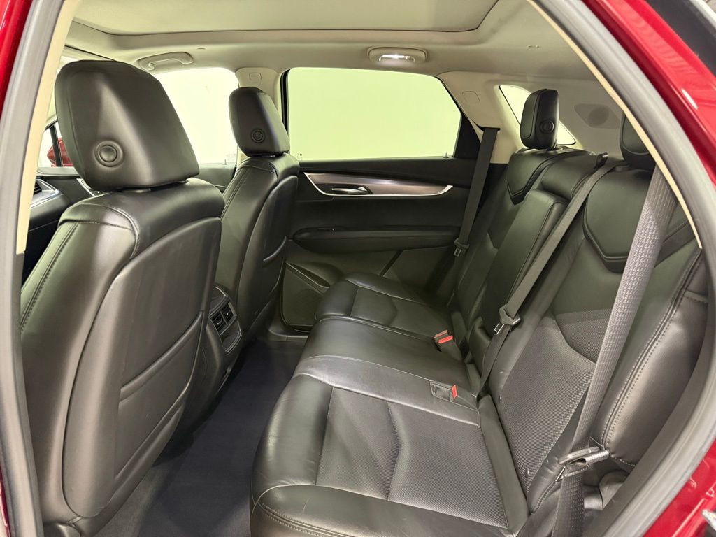2017 Cadillac XT5 Luxury 22