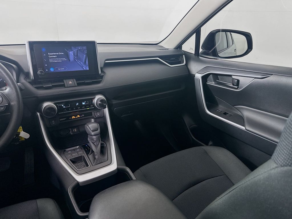 Thumbnail: 2025 Toyota RAV4 - 23