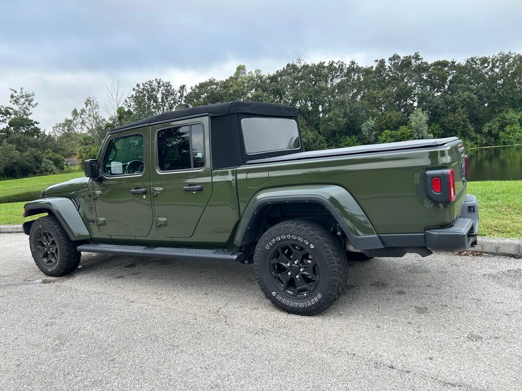 Thumbnail: 2021 Jeep Gladiator - 3