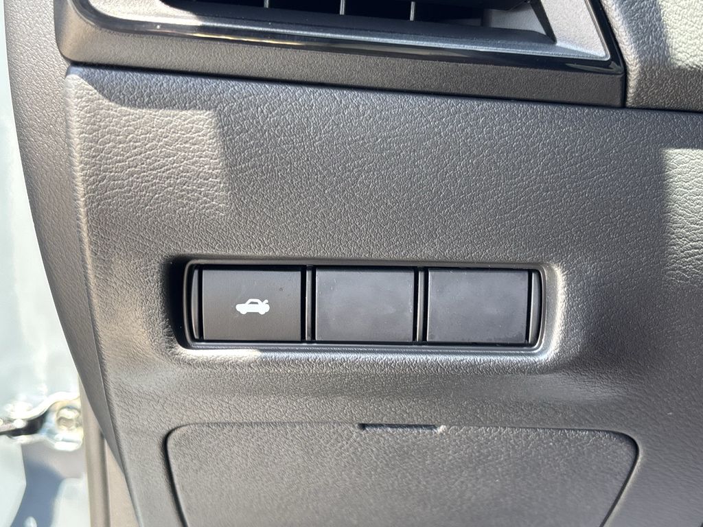 New 2027 Nissan Sentra Sedan