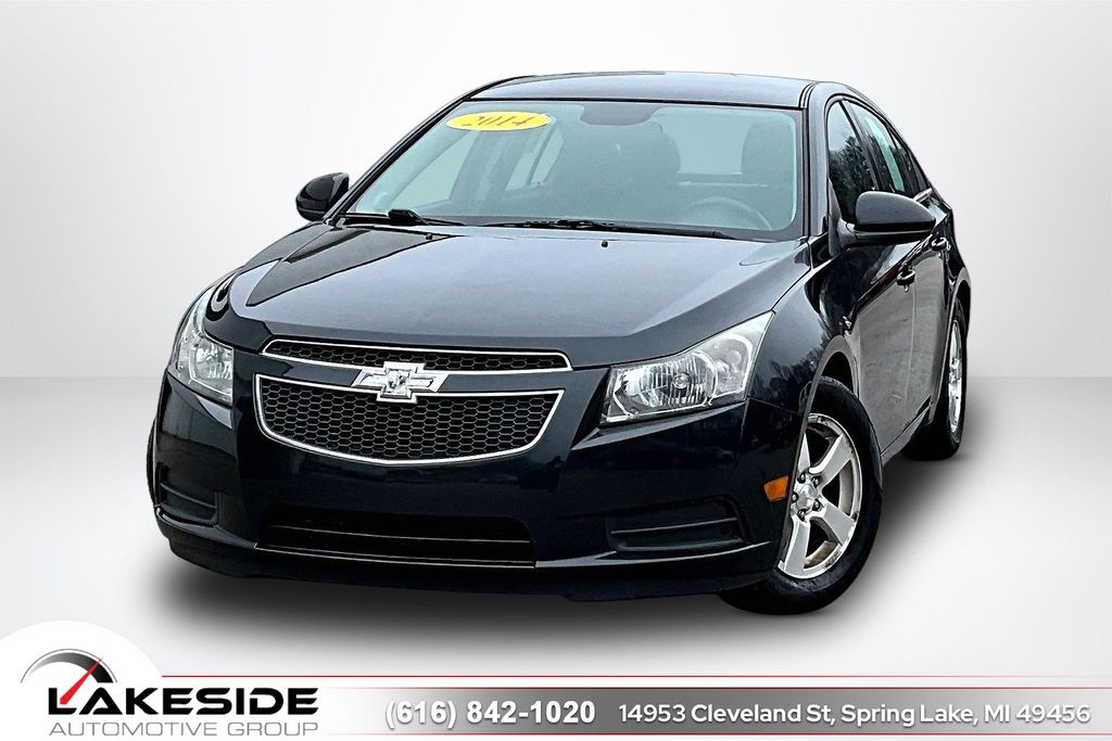 Black Granite Metallic 2014 Chevrolet Cruze 1LT Sedan FWD Sedan Front-Wheel Drive 6-Speed Automatic Overdrive